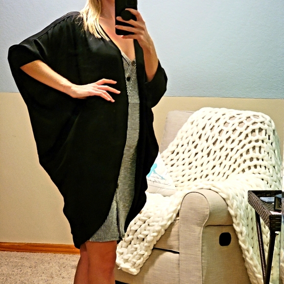 PinkBlush Black Kimono- O/S - Picture 10 of 11